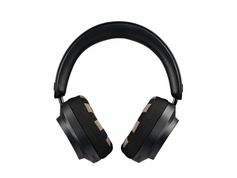Neurable One Puts a Brain-Computer Interface Inside Premium Noise-Cancelling Headphones